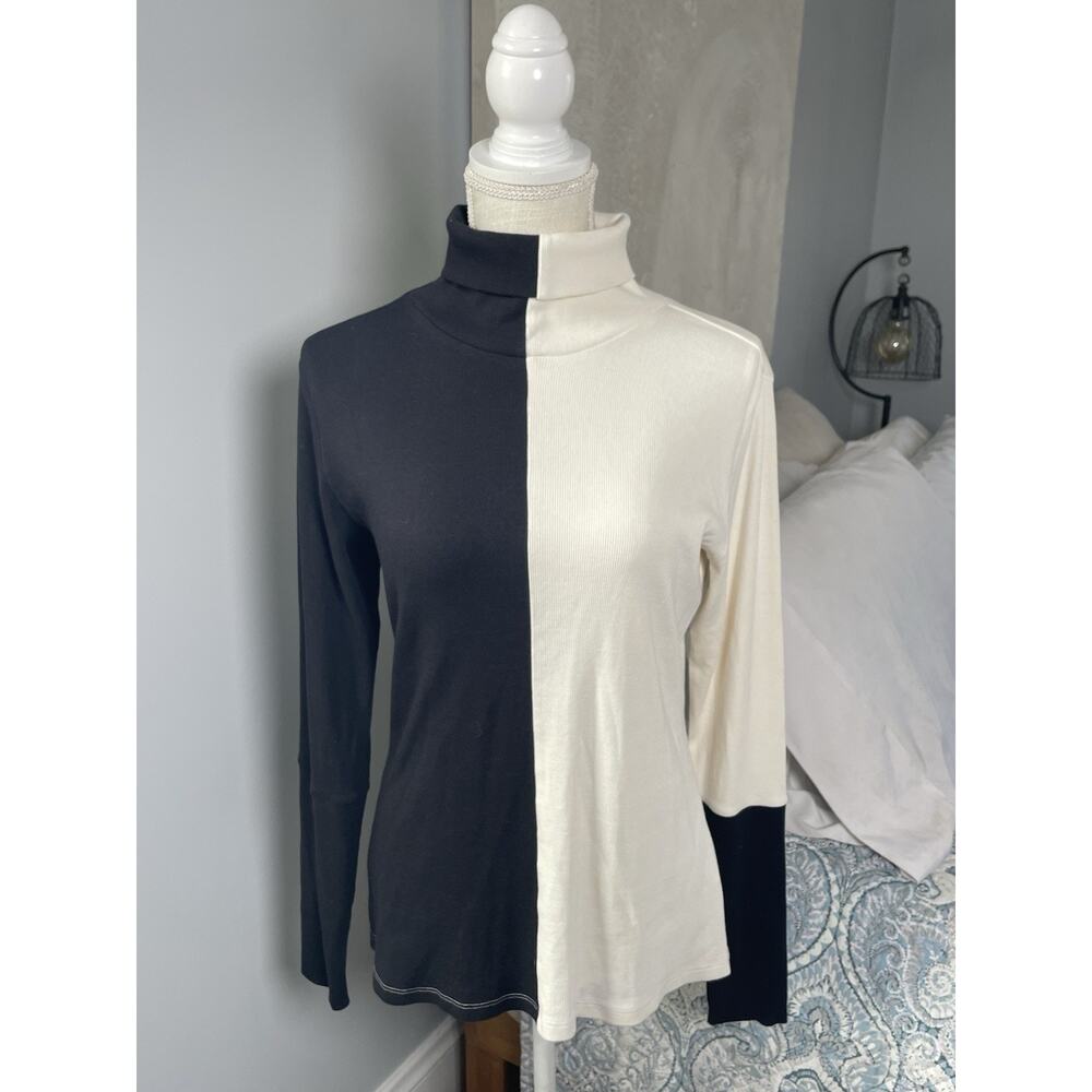 Alp-N-Rock | Remi Turtleneck Black White Ribbed Top Sz L